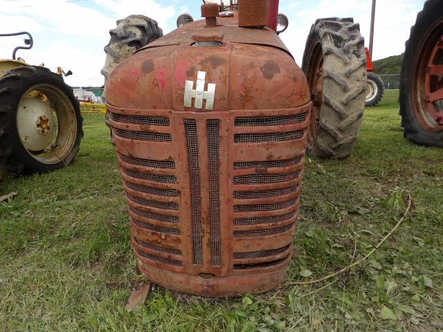 Farmall 200 Tractor, Mainly Complete Less Front End, Wheel Weights, Remote,