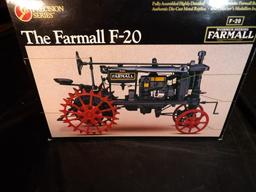 1/16 Farmall F20 Precision Classics Ertl