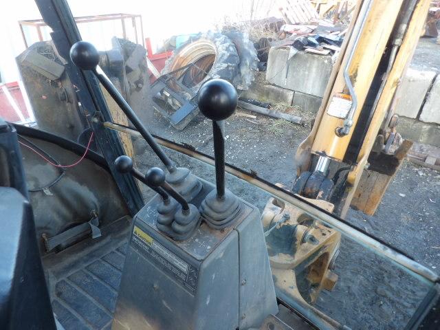Case 580 Super L 4wd Backhoe, EROPS w/ Heat, 4 In 1 Bucket, 24" Backhoe Buc