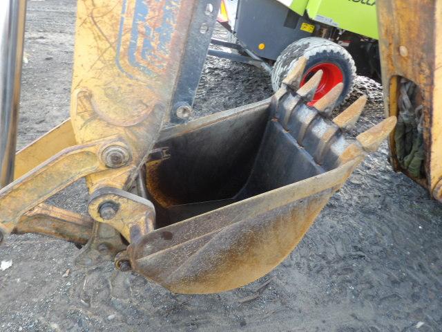 Case 580 Super L 4wd Backhoe, EROPS w/ Heat, 4 In 1 Bucket, 24" Backhoe Buc