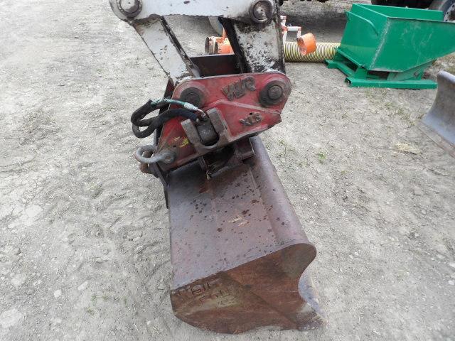 Takeuchi TB070 Excavator, Wrist A Twist Coupler, 4' Bucket, Good Tracks, Ba