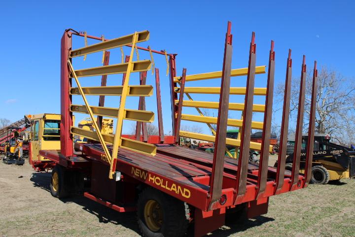New Holland 1089 Stack Cruiser Bale Wagon, Very Clean 2 Owner Local Machine