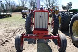 International 706 Gas Tractor, 15.5-38 Tires, Dual Pto, 3pt, Working TA, Wh