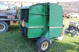 John Deere 330 Round Baler w/ Gathering Wheels