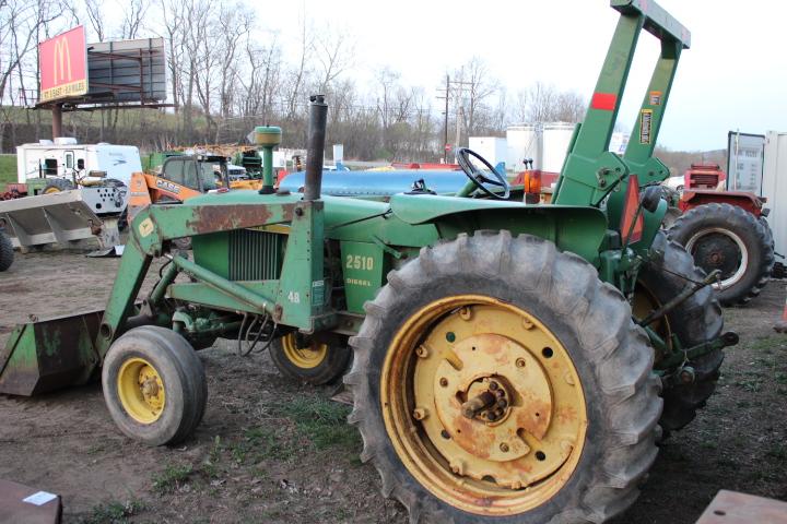 John Deere 2510 Diesel POWERSHIFT Tractor w/ Loader, Rare Tractor 1 Of Only