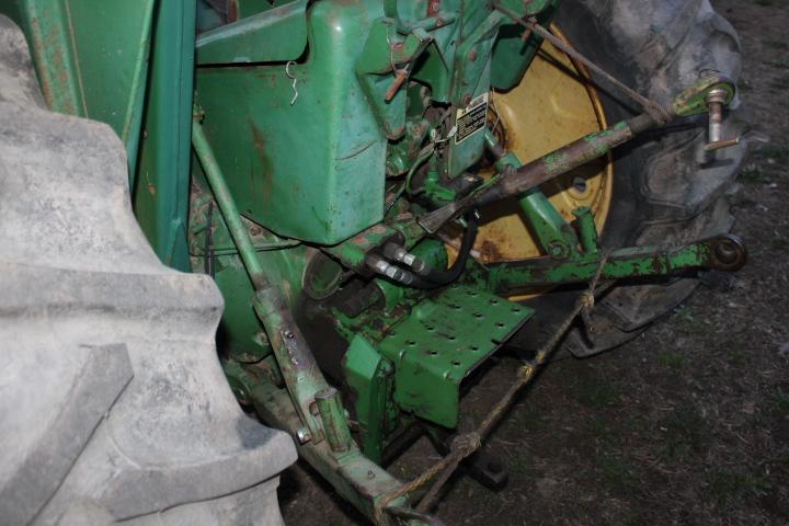 John Deere 2510 Diesel POWERSHIFT Tractor w/ Loader, Rare Tractor 1 Of Only