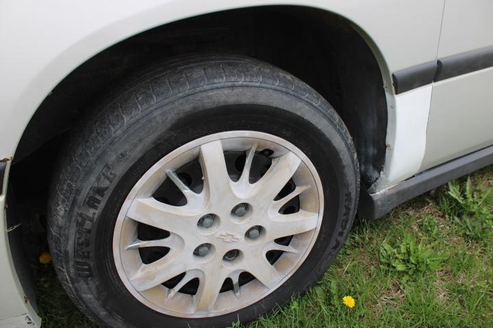 2004 Chevy Impala Car, Drove In To Sale From An Hour Away, 131K Miles, Chec