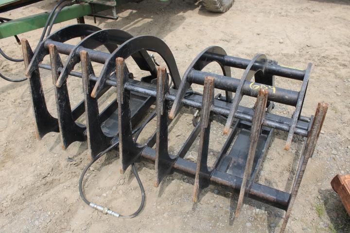 ANBO Attachments 5' Brush Grapple, ALO Or Bush Hog Quick Attach, Low Use