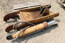 CP Heavy Duty Hydraulic Excavator Thumb, End Is Broke Off The End Of Cylind