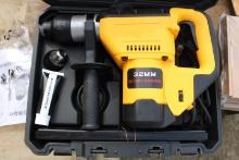 32MM Electic Rotary Hammer Drill w/ Case