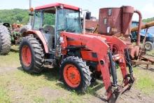 Kubota M5700 4wd Tractor w/ Cab & Loader, Universal SSL Quick Attach Bucket