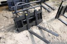Dingo / Mini Skid Steer Hydraulic Side Shift Pallet Forks