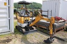 IRE20 Diesel Mini Excavator w/ Kubota Diesel Engine, Side Swing Boom, Hydra