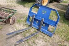 Unused KC Dingo / Mini Skid Steer Quick Attach Forks