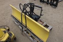 John Deere 60" Blade w/ Hydraulic Angle Quick Hitch, Like New, Poly Cutting