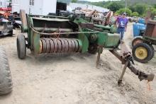 John Deere 14T Square Baler