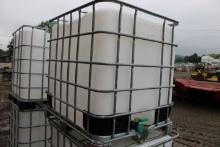 Clean Food Grade Cage Tank