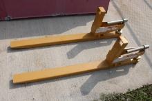 Pair Of New Northstar BF-1000 Clamp On Pallet Forks, 1000 LB Capacity, Made