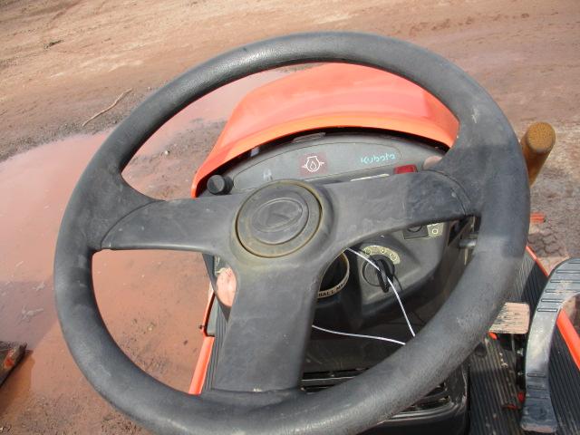 2012 KUBOTA T2080 LAWN TRACTOR,
