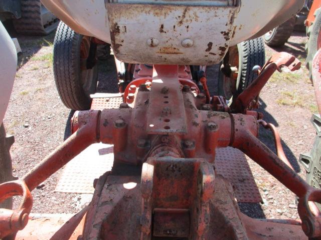 FORD 8N TRACTOR, NO DRAWBAR,