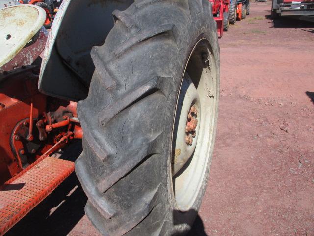 FORD 8N TRACTOR, NO DRAWBAR,
