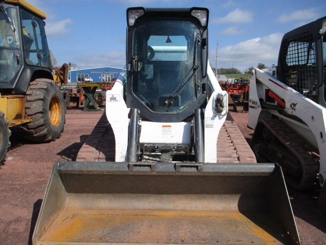 BOBCAT T650 T4 SKID STEER,