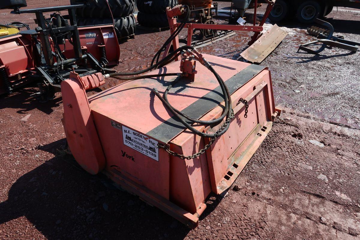 York SSPV Container Sweeper