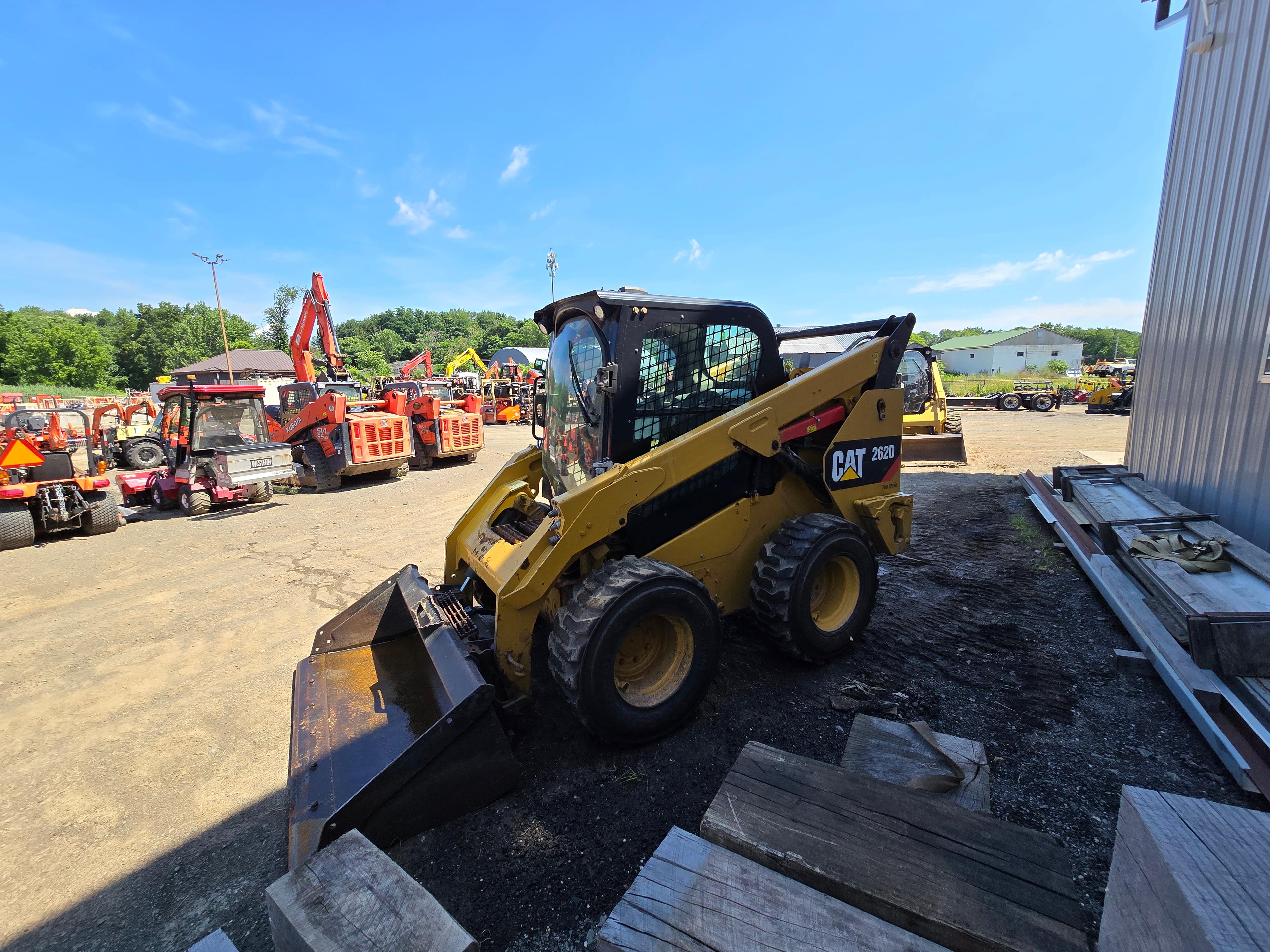 2016 CATERPILLAR 262D SKIDSTEER
