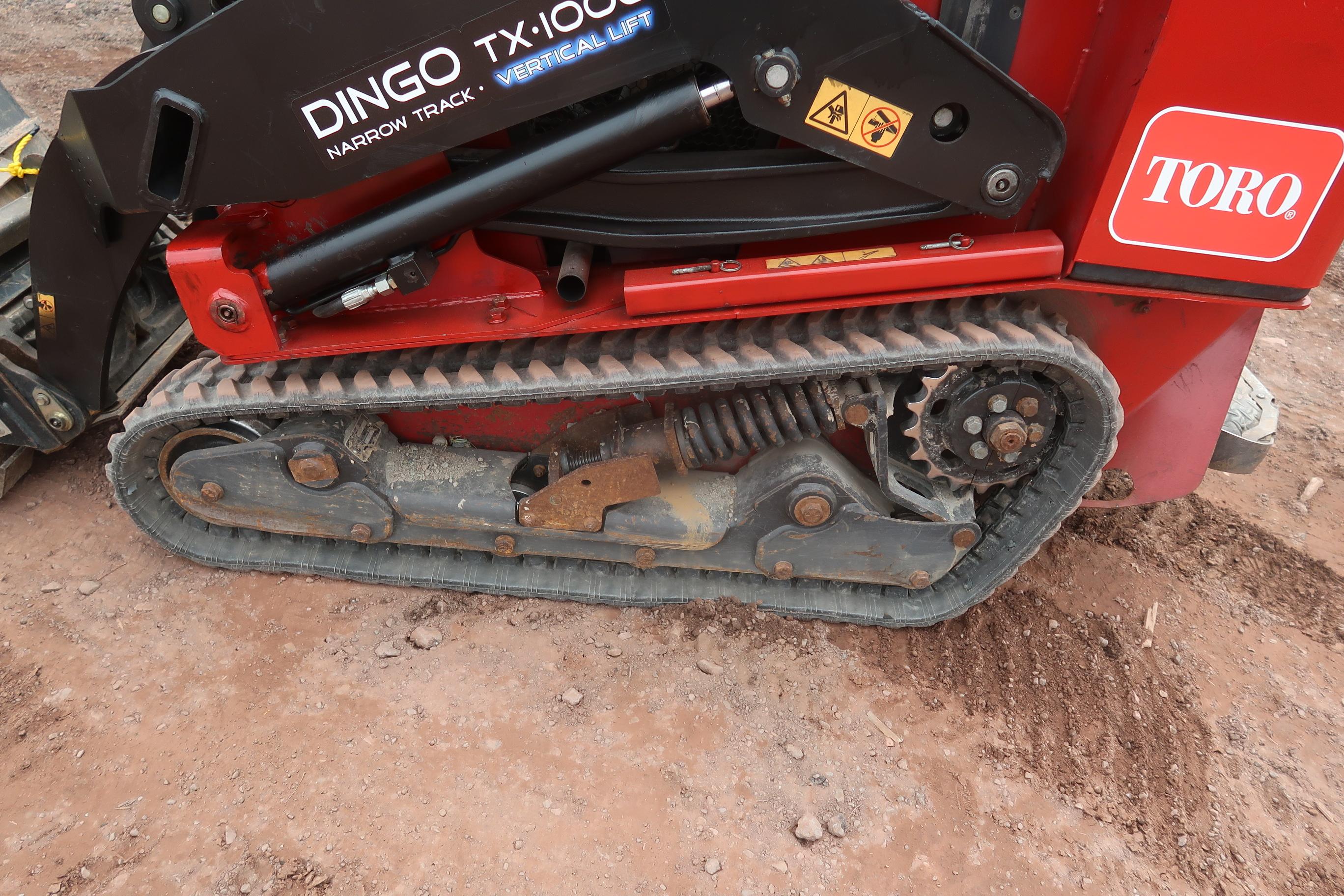 TORO DINGO TX1000 MINI SKIDSTEER
