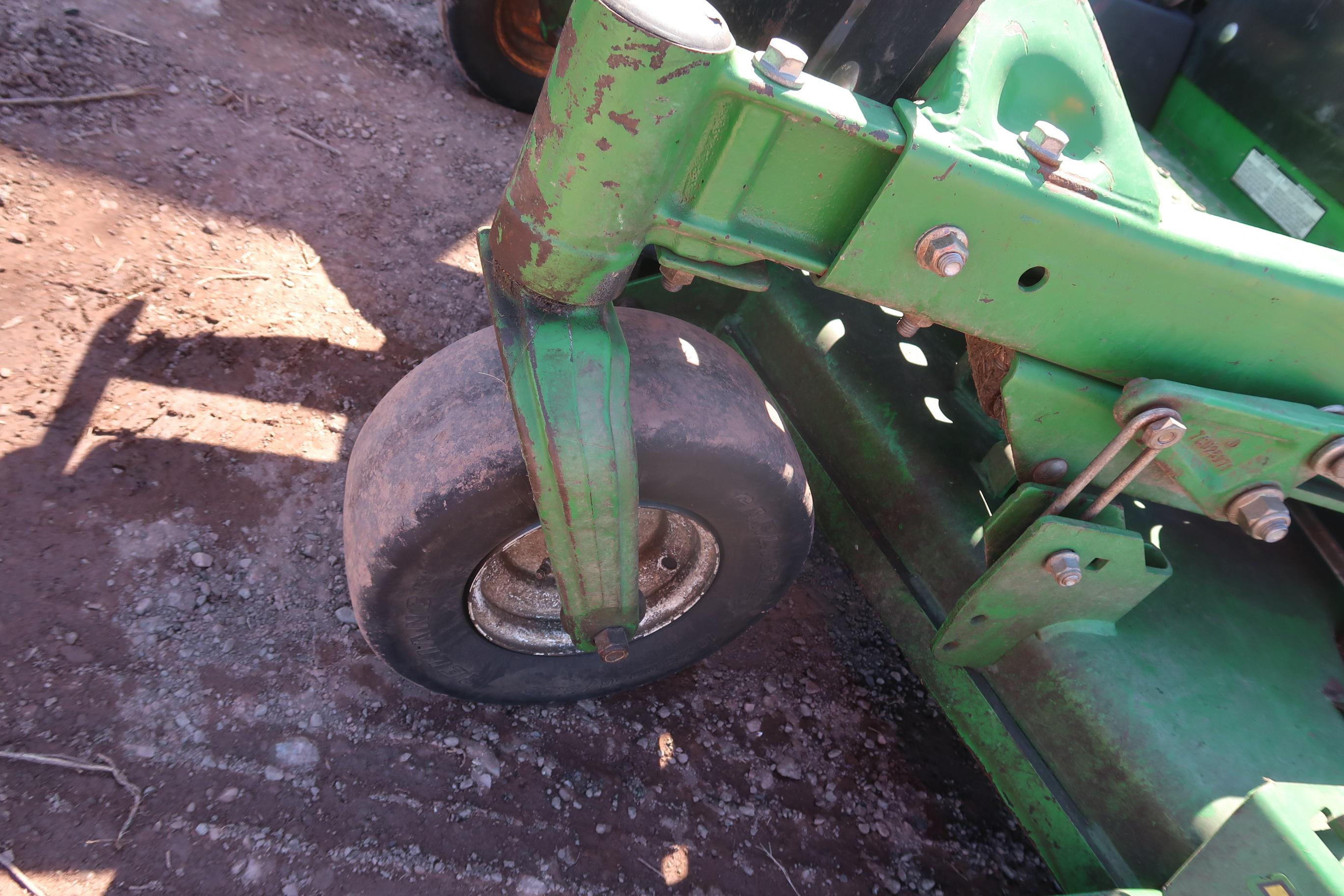 JOHN DEERE Z930M ZERO TURN