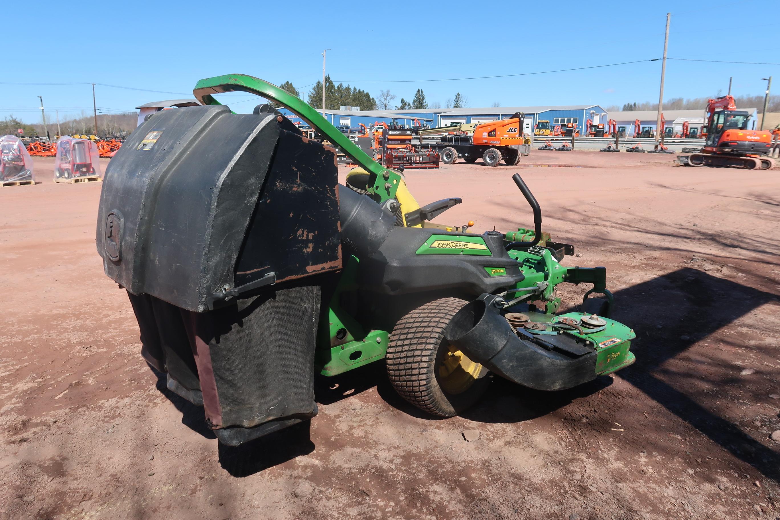 JOHN DEERE Z930M ZERO TURN