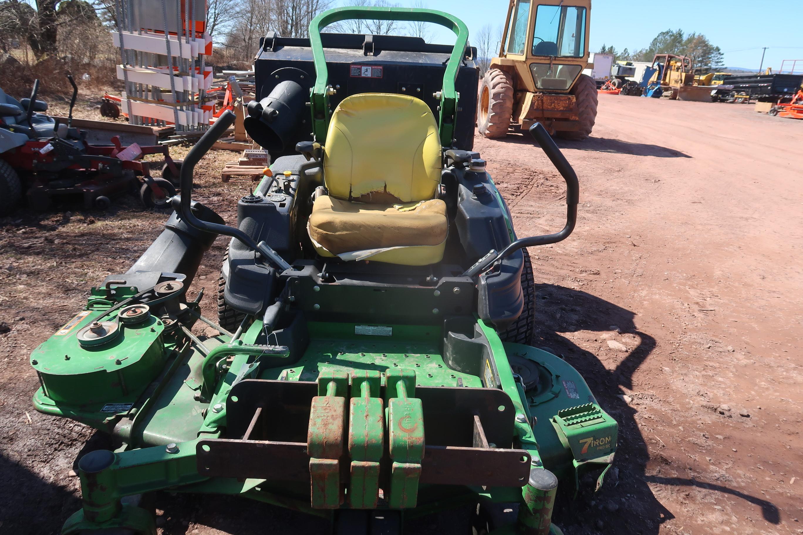 JOHN DEERE Z930M ZERO TURN