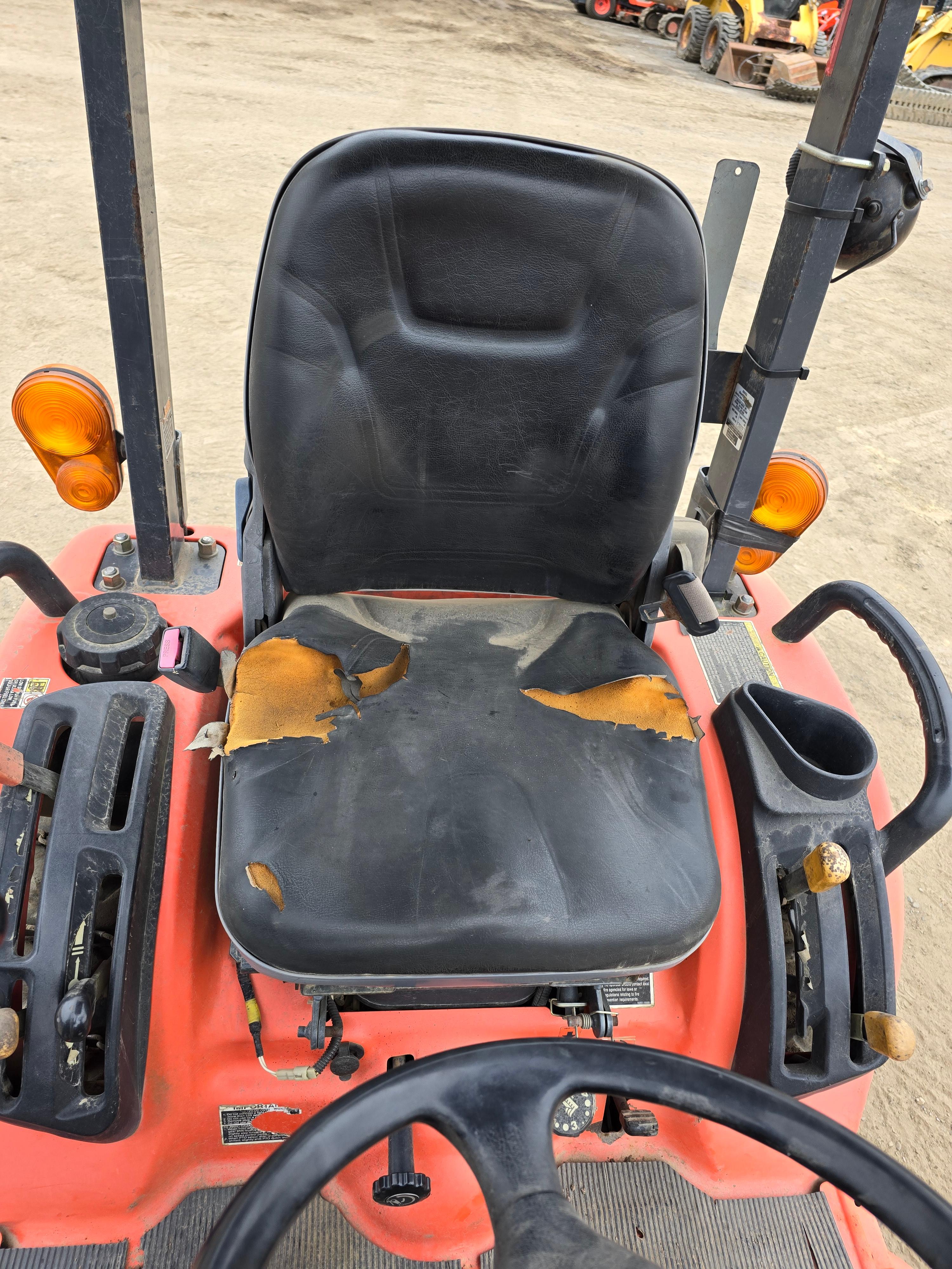 KIUBOTA BX2660TV TRACTOR