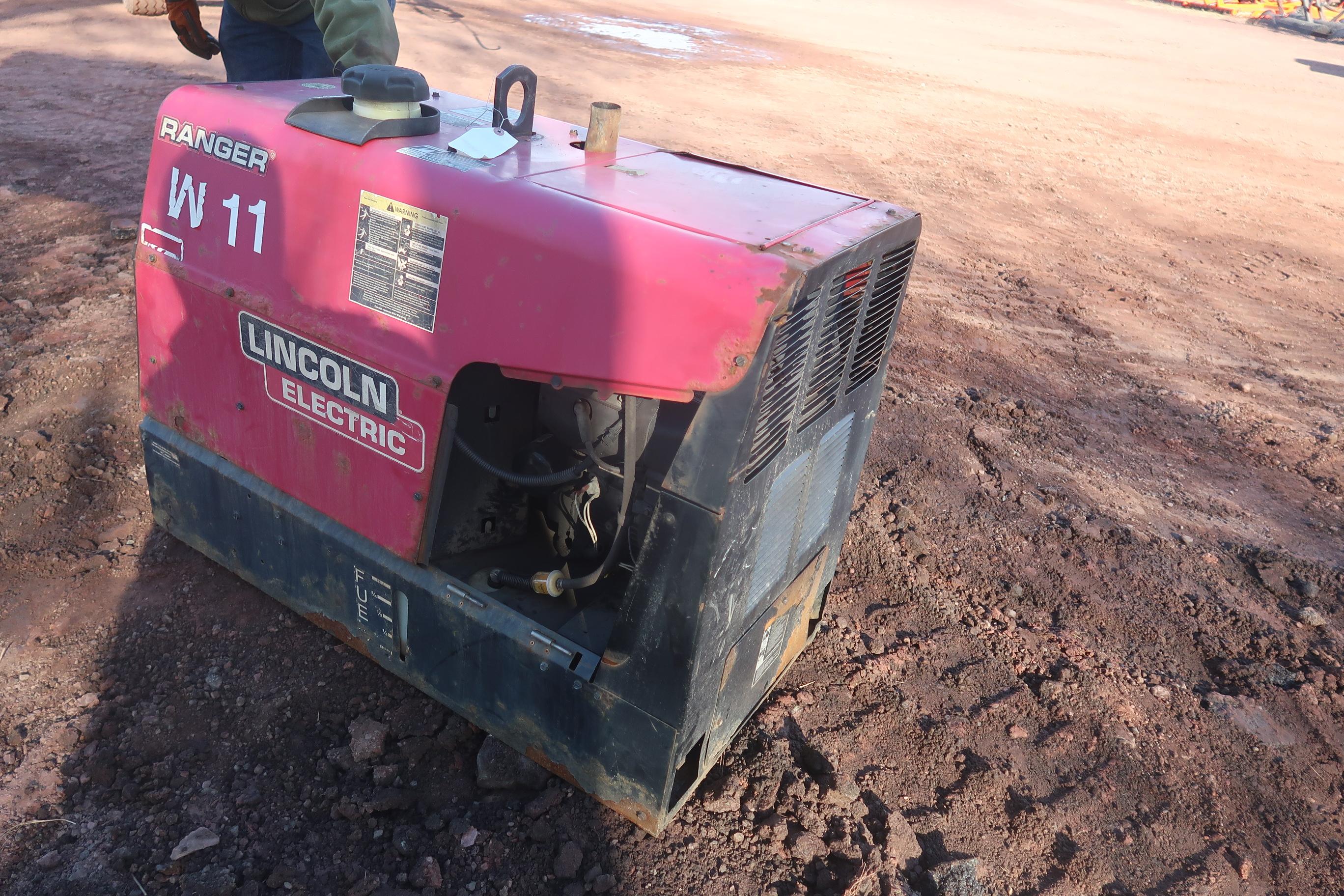 Lincoln Ranger 225 Welder