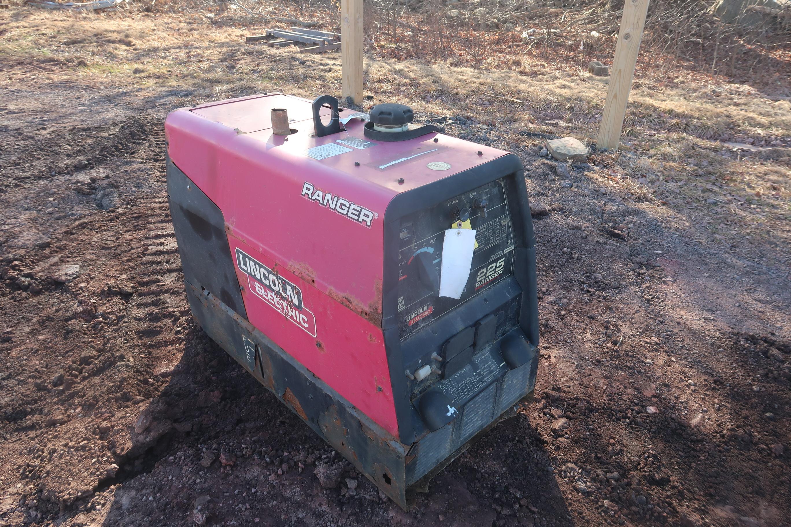 Lincoln Ranger 225 Welder