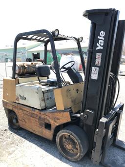 Yale 5000 lb forklift