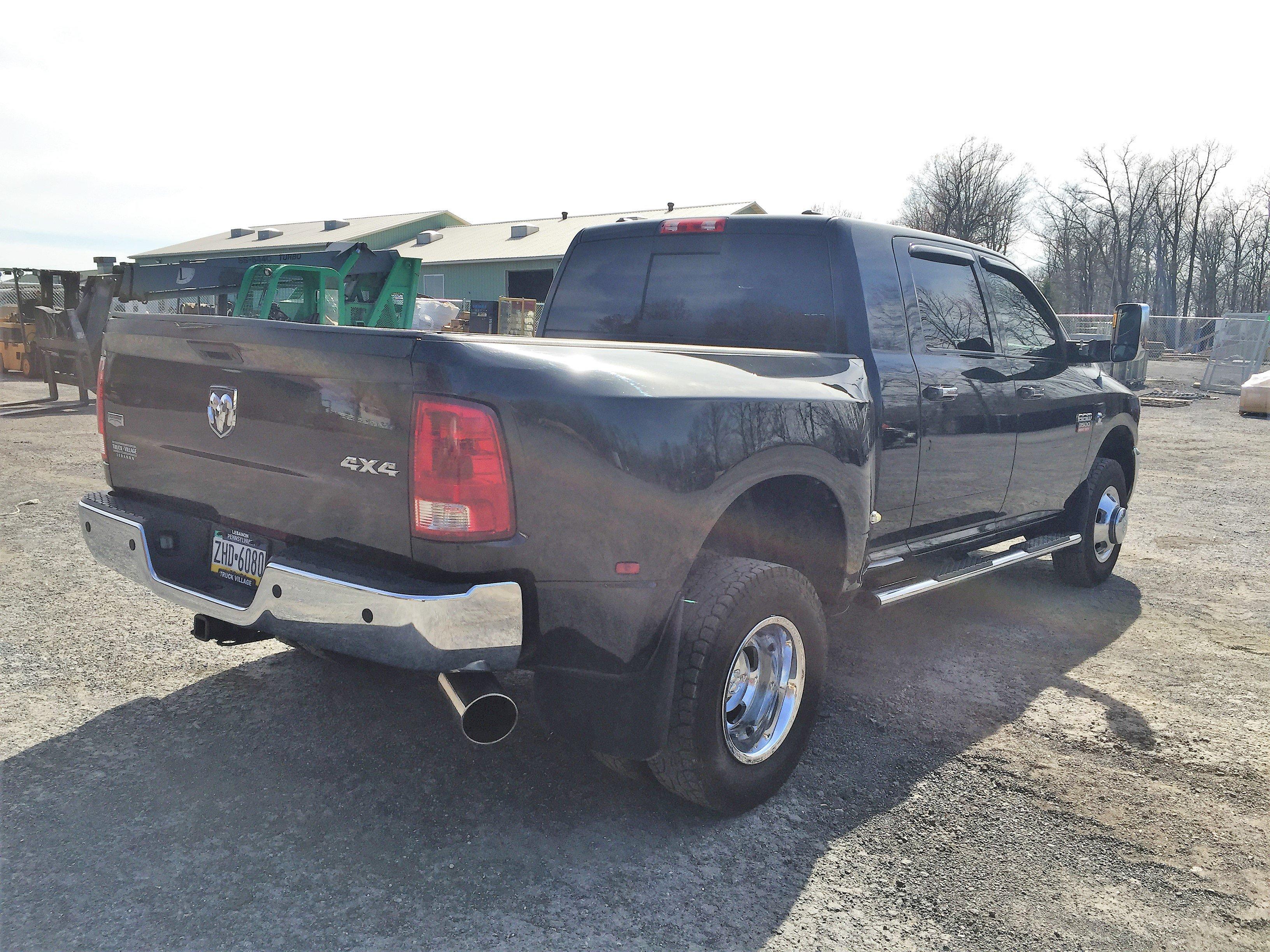 2011 Dodge Ram 3500 Laramie Mega Cab Pickup