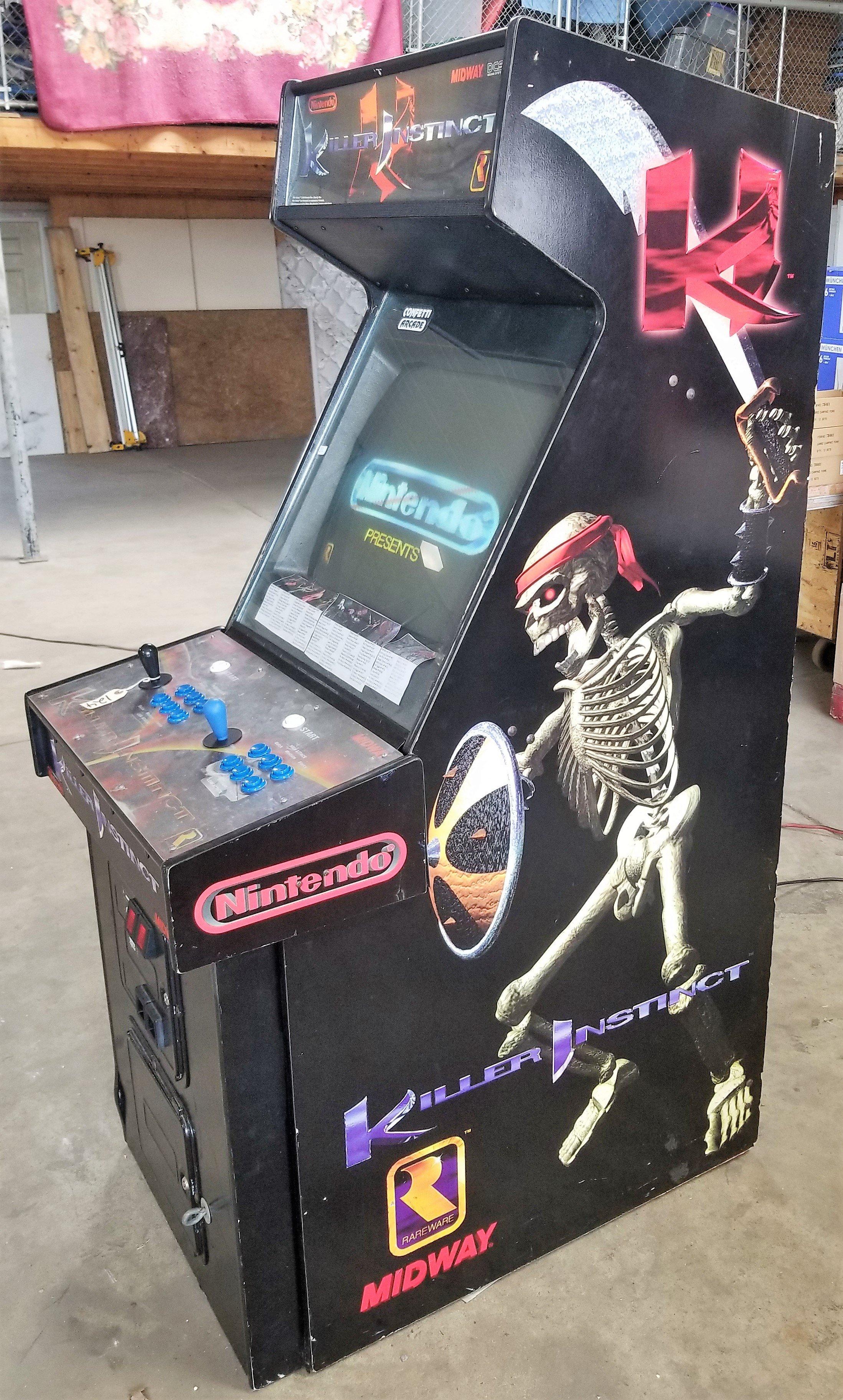 Nintendo "Killer Instinct" Arcade Machine