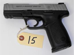 (R) SMITH AND WESSON SD40 VE 40 S&W PISTOL