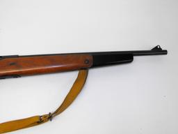 (R) MOSSBERG 142A 22 S. LR.