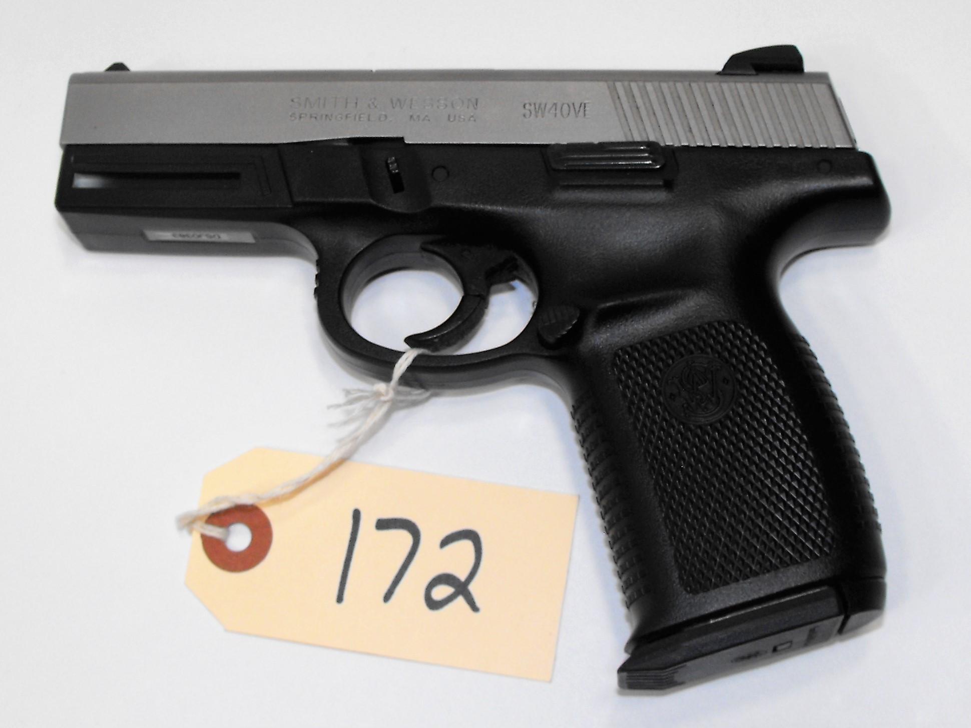 (R) Smith & Wesson SW40VE 40 S&W Pistol