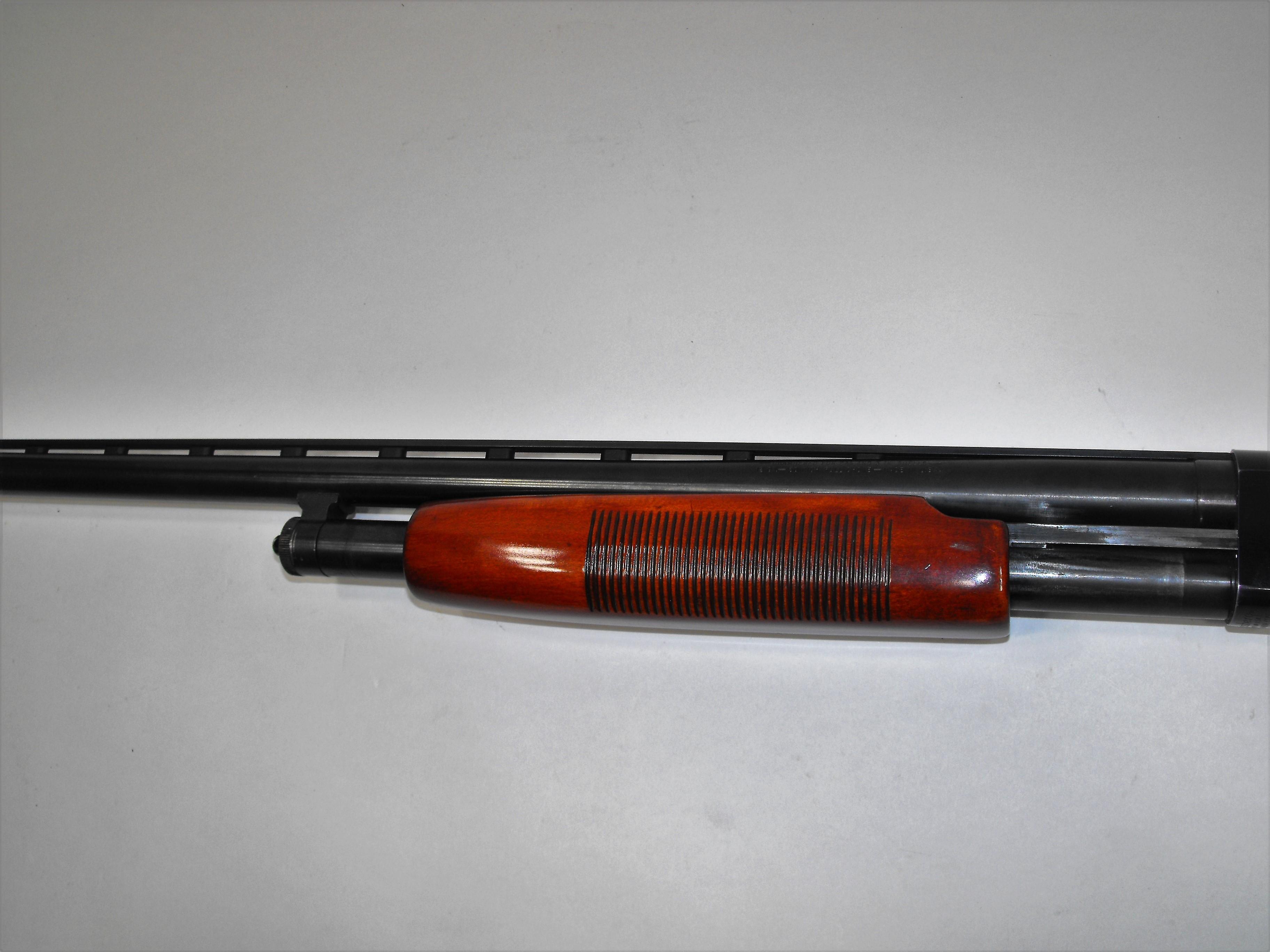 (R) Mossberg 500AT 12 Gauge