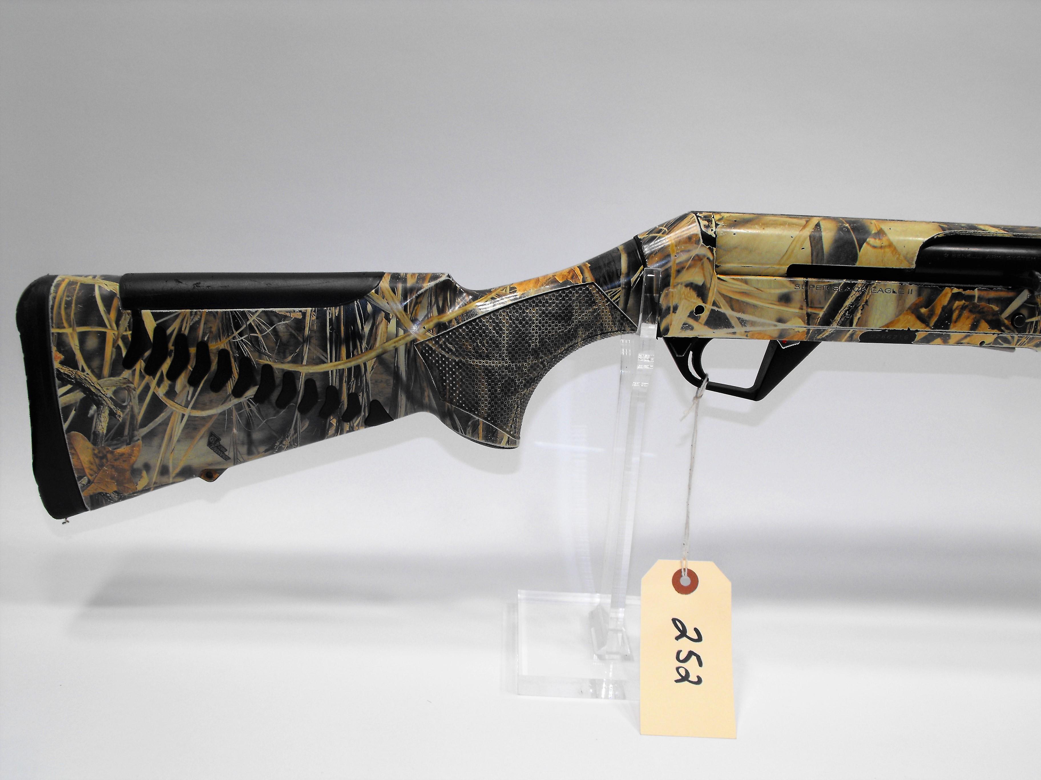 (R) Benelli Super Black Eagle II 12 Gauge