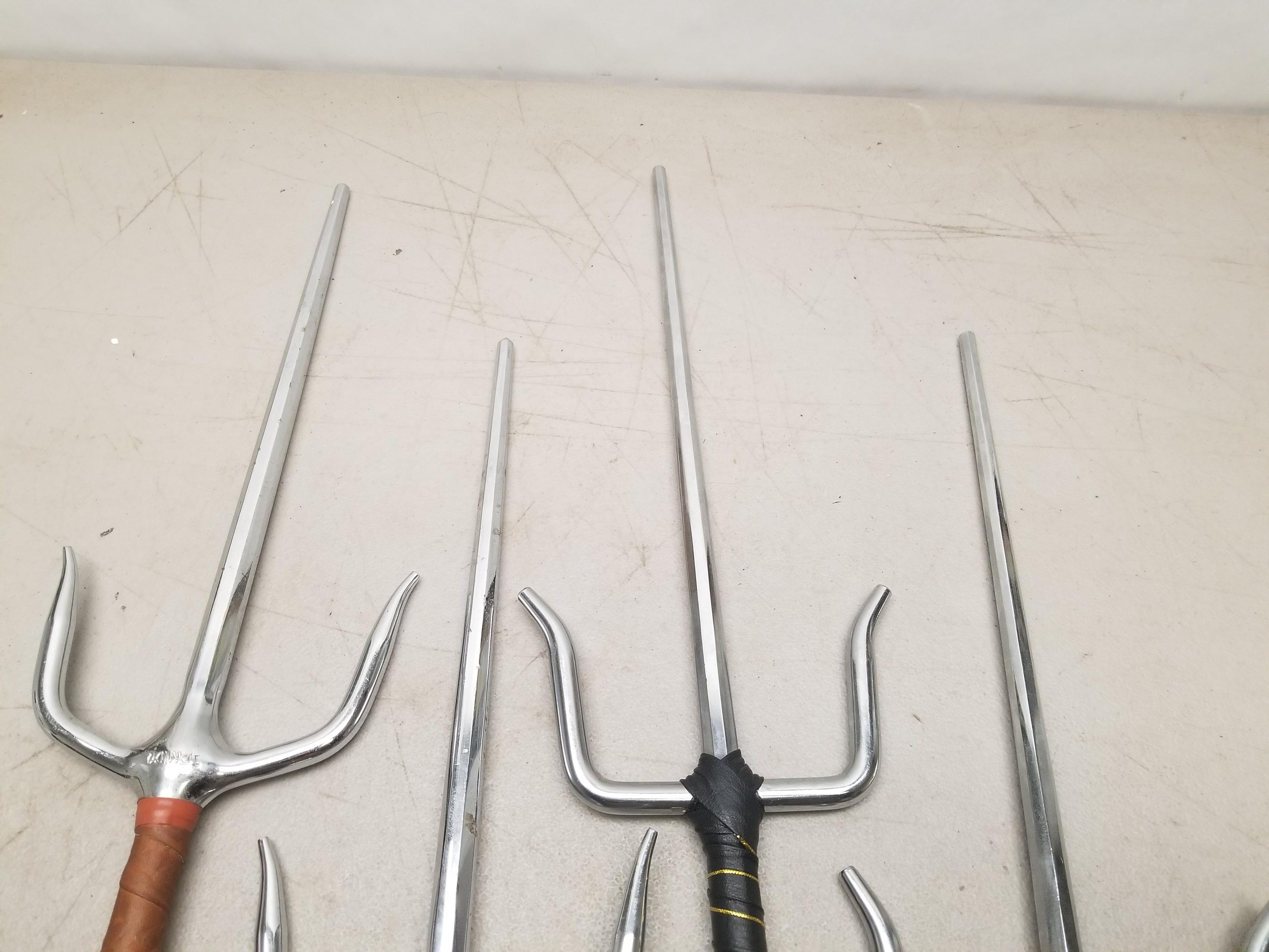 (2) Pairs of Novelty Sai Sword Sets