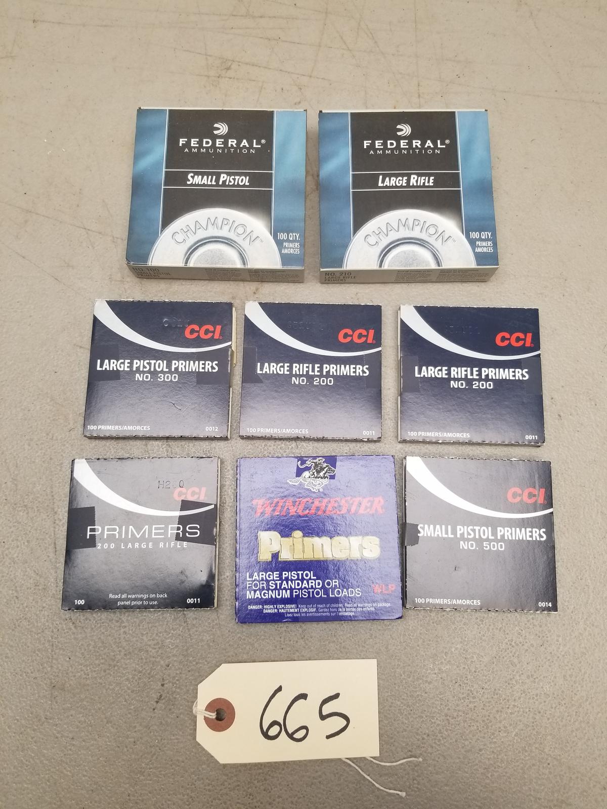 (800) Assorted Small/Large Pistol & Rifle Primers