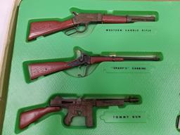 Vintage Deluxe Edition Famous Firearms Cap Gun Set