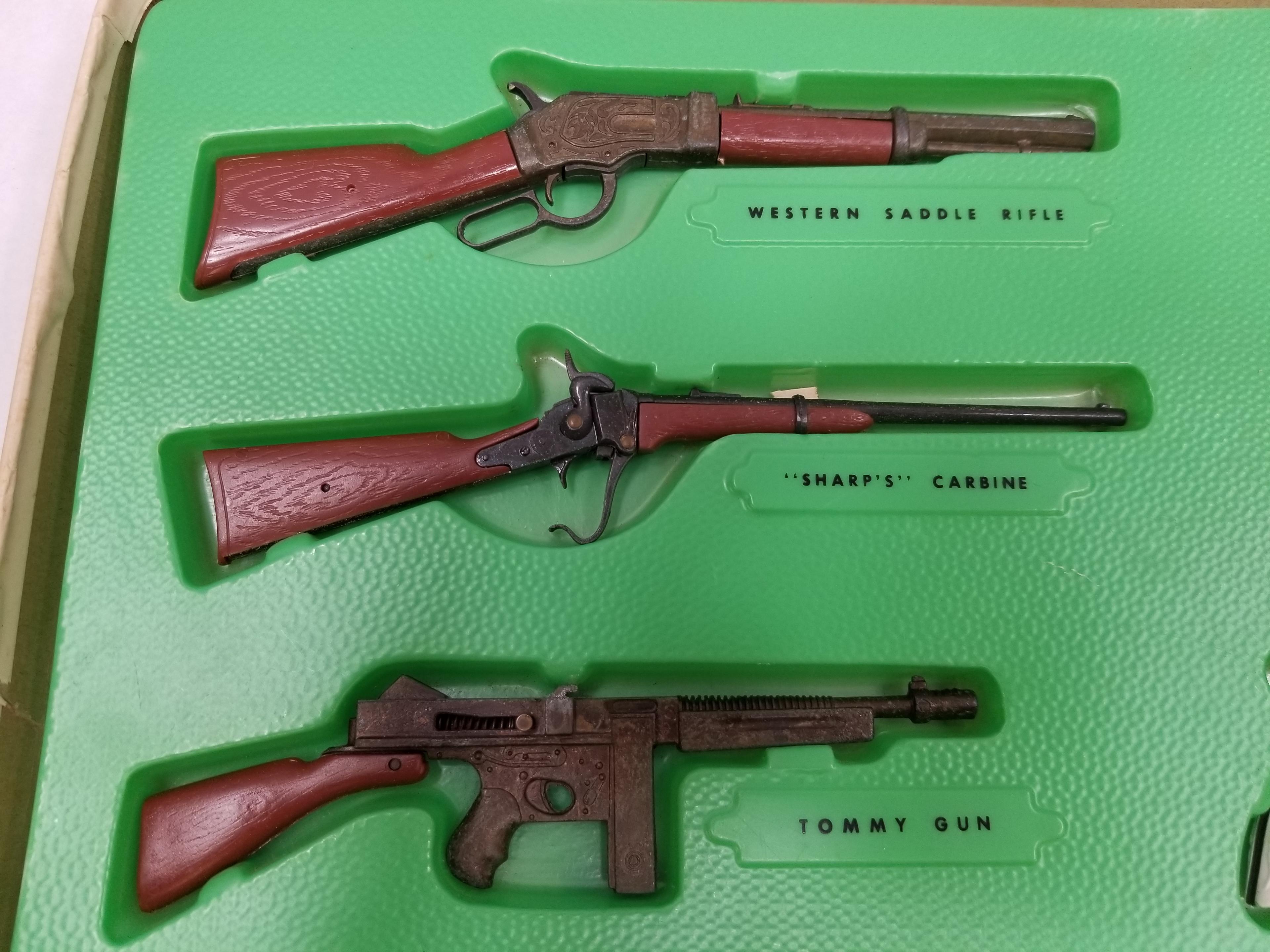 Vintage Deluxe Edition Famous Firearms Cap Gun Set