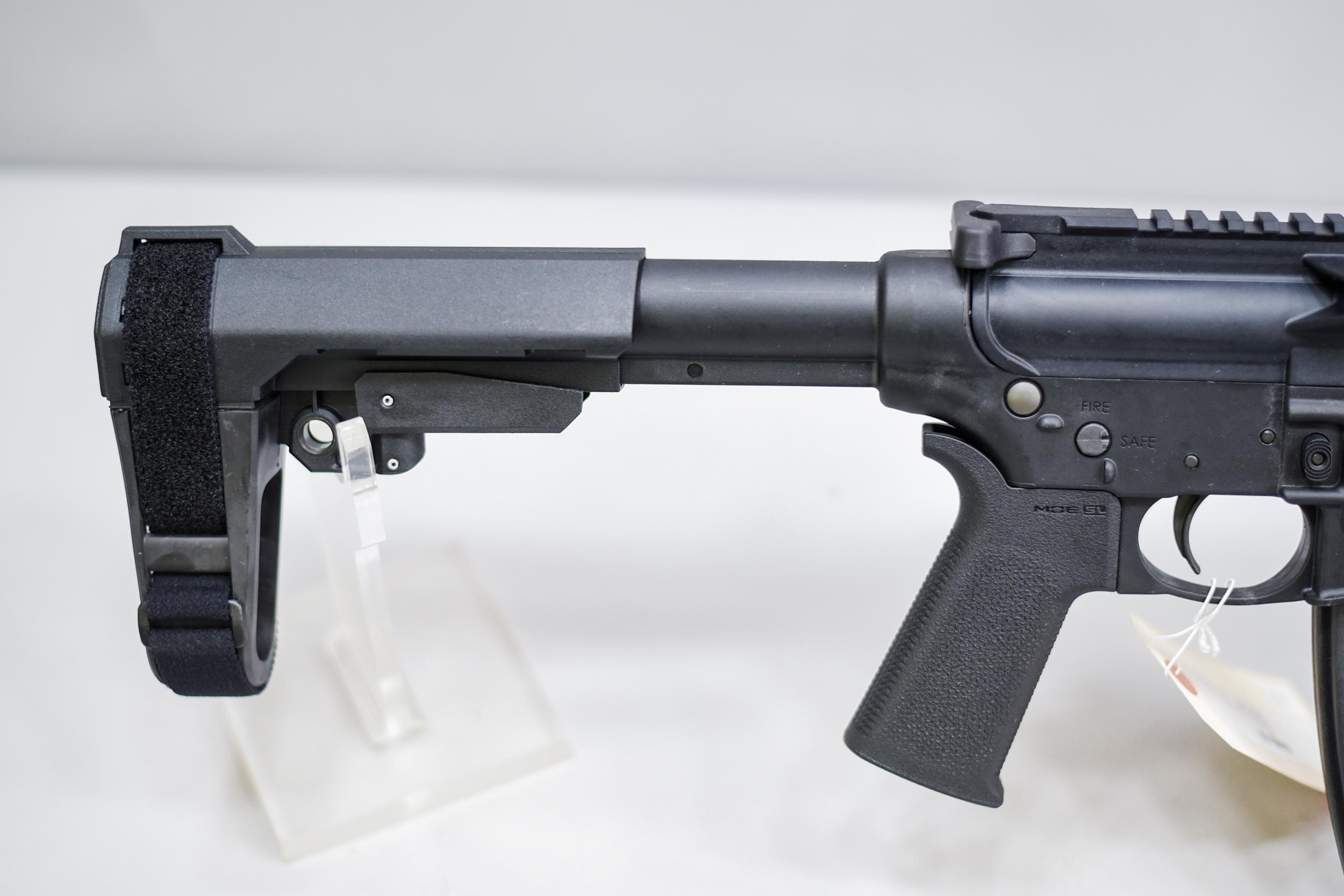 (R) Smith & Wesson M&P15-22P .22LR Pistol