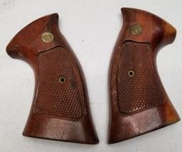 Smith & Wesson L Frame Grips With Screw