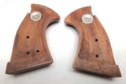 Smith & Wesson L Frame Grips With Screw